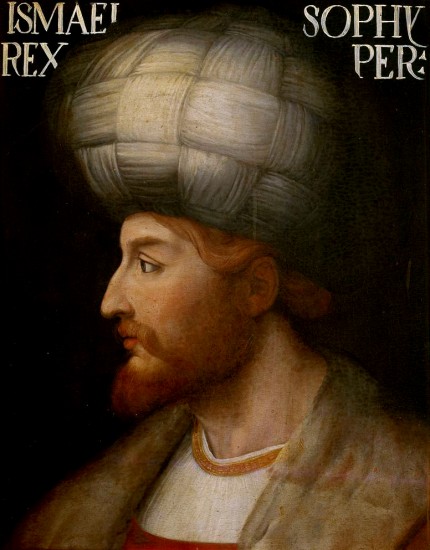تصویری از شاه اسماعیل بزرگ از هنرمند ناشناس ونیزی در قرون وسطا، نسخه اصلی در موزه فلورانس نگهداری می‌شود