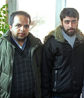 یوسف منصوری(سمت راست)