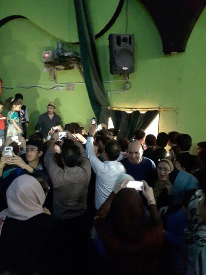 ازدحام در سینما پیروزی مشهد برای دیدار با رضا عطاران