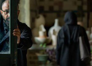 بدون قرار قبلی؛ دلار سی تومنی و بادگلوی فندقی