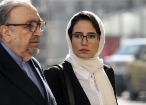 نگار جواهریان و بهمن فرمان آرا در فیلم مجبوریم