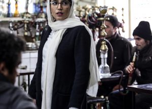نگار جواهریان در فیلم مجبوریم
