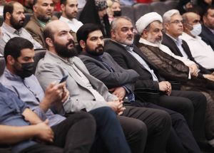 درحاشیه افتتاح پردیس مهر وحدت مطرح شد⇐امام جمعه شهرستان گنبد: به امید آنکه سینما مایه وحدت میان جوانان شود/ جعفریان: تا پایان شهریور سینماهای حوزه هنری تا مرز ۲۵۰ سالن میرسد
