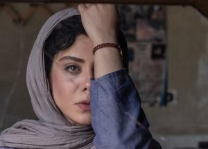 فیلم دوزیست+الهام اخوان