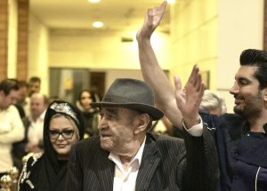 اکران مردمی آهنگ دونفره در لوتوس مال