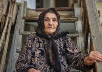 مجموعه مستند «رخ‌ مادر» به فصل دوم رسید