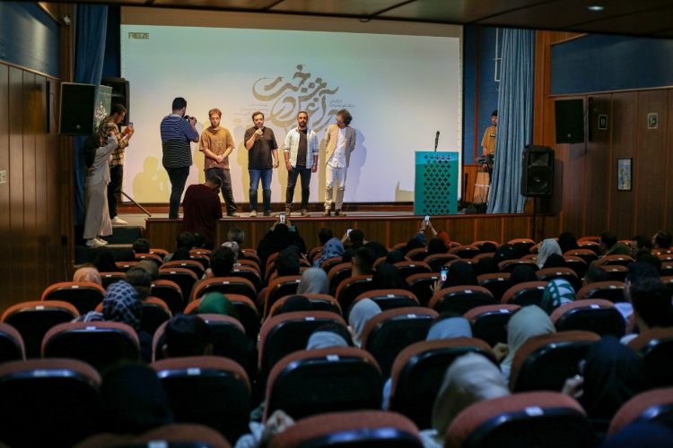 گلایه سازندگان «در آغوش درخت» به اکران محدود فیلم/ نصرالهی نسب: کودکان کوچیکترین ارتش اجتماعی هر جامعهای هستند
