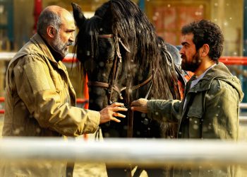 میرسعید مولویان و هادی حجازی فر در نمایی از فیلم "ناتوردشت"