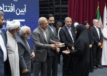 افتتاح ۱۱۴ واحد مسکونی ویژه نیازمندان در هرمزگان با مشارکت شرکت پالایش نفت آفتاب