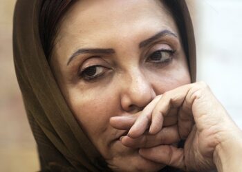 مریم معترف