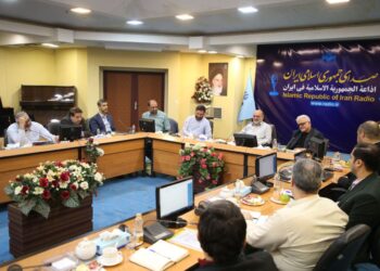 تقویت همکاری میان رادیو و مرکز شعر و موسیقی/ پلی برای هم‌افزایی فرهنگی در سازمان صدا و سیما