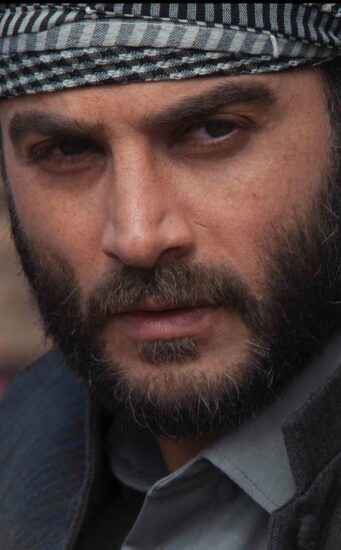 آرمان درویش در نقش شهید حسین املاکی در فیلم جانشین