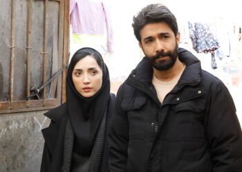 درباره‌ی فیلم «کارواش»(ساخته‌ی احمد مرادپور): سربار مردم!/قدرتِ زیرمیزی 