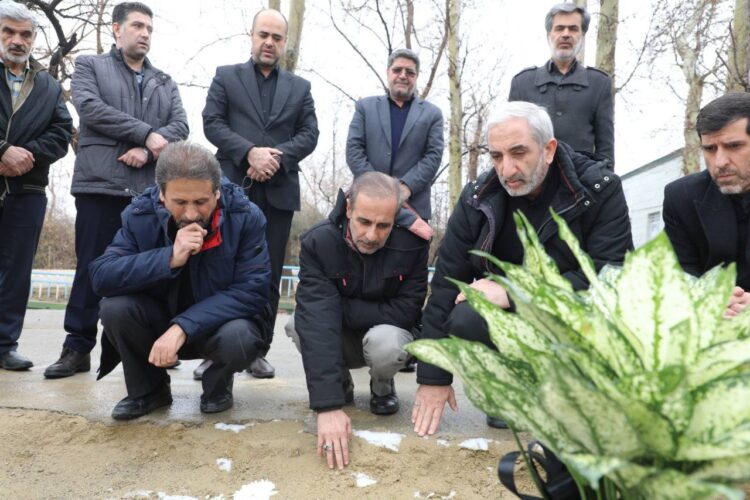 احمد پهلوانیان