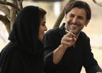 ادامهی اقبال مخاطبان به “استخر” و تداوم اکران تا نیمهی دوم سال
